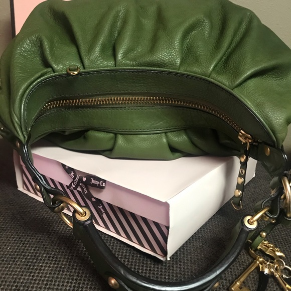 Juicy Couture vintage leather hobo in olive - Picture 6 of 16
